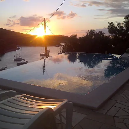 公寓 索尼娅＆提欧赫瓦尔别墅公寓 *