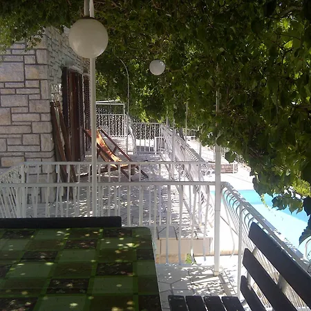 公寓 索尼娅＆提欧赫瓦尔别墅公寓 *